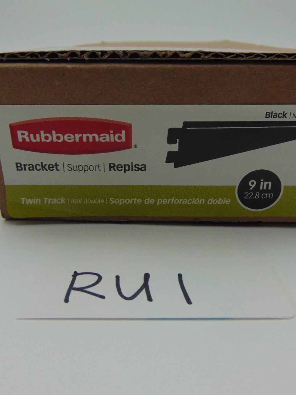 Rubbermaid 9” Twin Track Black Shelf Brackets FG4C0402BLA 16 Pack
